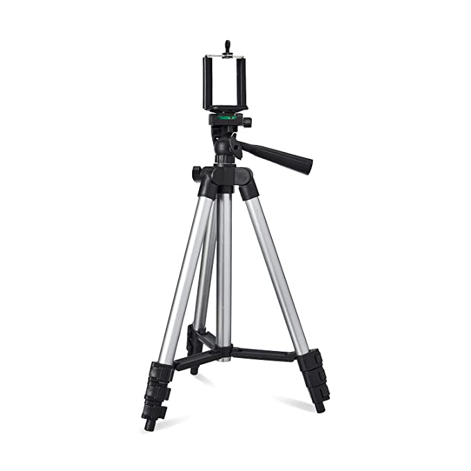 <strong>Amazon Basics Aluminum 110CM Lightweight Tripod</strong>